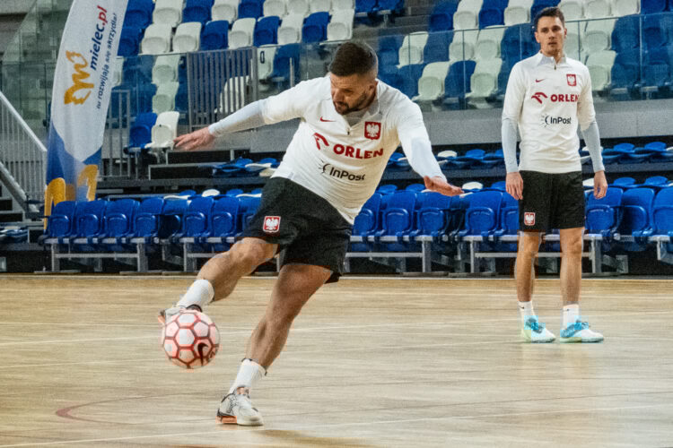 Futsal – Polska reprezentacja zadowolona z pobytu w Mielcu