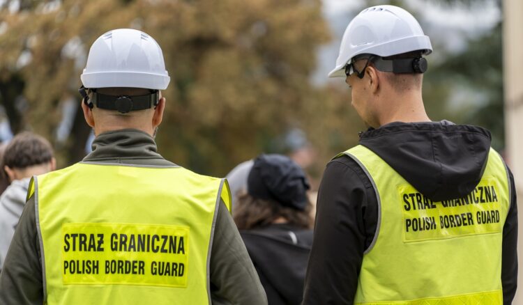 Nepalczycy pracowali nielegalnie