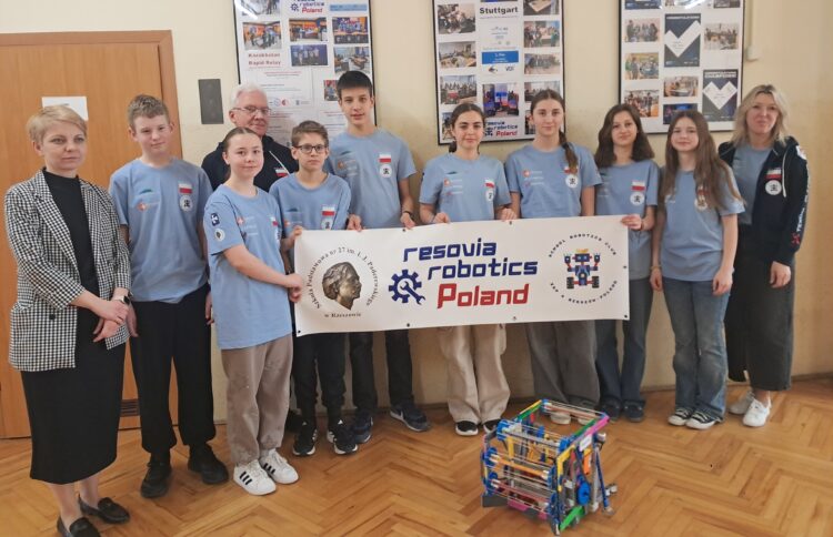 Wsparcie dla młodych robotyków