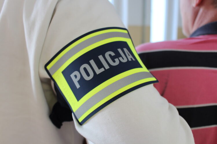 40-latek z dożywotnim zakazem prowadzenia pojazdów skazany na więzienie 1 - Polskie Radio Rzeszów 40-latek z dożywotnim zakazem prowadzenia pojazdów skazany na więzienie