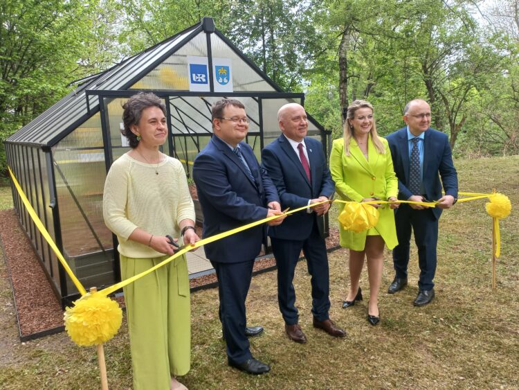 Azalia pontyjska pod szczególną ochroną. Współpraca Nowej Sarzyny i Uniwersytetu Rzeszowskiego