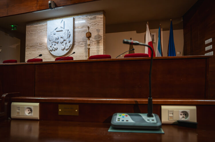 Sejmik uznał zdrowie za priorytet bezpieczeństwa państwa. Opozycja: To polityczna hipokryzja