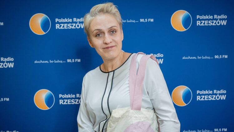 Jak znaleźć dobrą książkę i jak zachęcić innych do czytania? Rozmowa z Magdaleną Szopińską