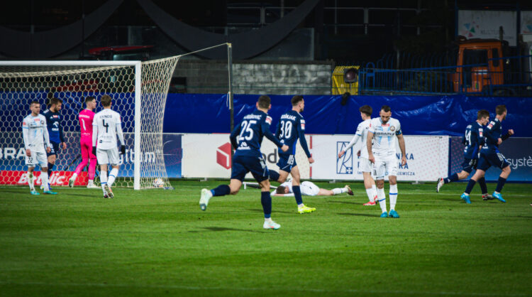 Porażka I ligowej Stali Rzeszów 1 - Polskie Radio Rzeszów Porażka I ligowej Stali Rzeszów