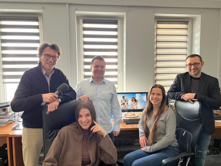 Na planie serialu SF zrealizowanym przy udziale sztucznej inteligencji