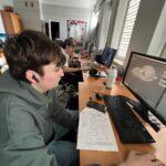 Na planie serialu SF zrealizowanym przy udziale sztucznej inteligencji 10 - Polskie Radio Rzeszów Na planie serialu SF zrealizowanym przy udziale sztucznej inteligencji - Polskie Radio Rzeszów