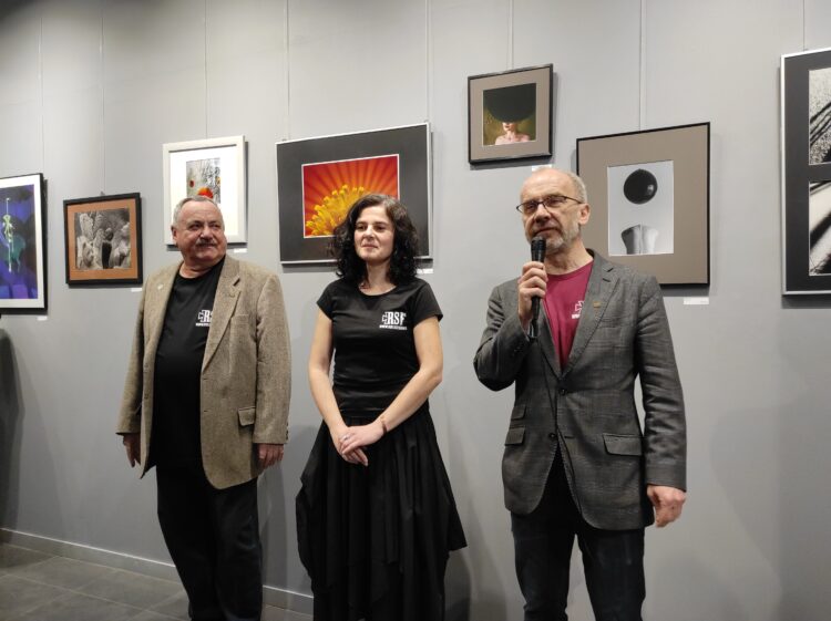 Rocznik 2024: Jubileuszowa wystawa Rzeszowskiego Stowarzyszenia Fotograficznego