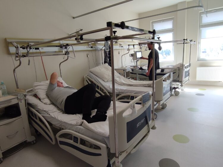 Nowy oddział urazowo-ortopedyczny w szpitalu MSWiA w Rzeszowie już działa 1 - Polskie Radio Rzeszów Nowy oddział urazowo-ortopedyczny w szpitalu MSWiA w Rzeszowie już działa