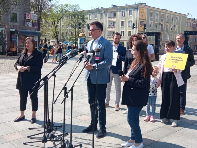 Szymon Hołownia z wizytą na Podkarpaciu. Odwiedził Mielec i Tarnobrzeg (foto)