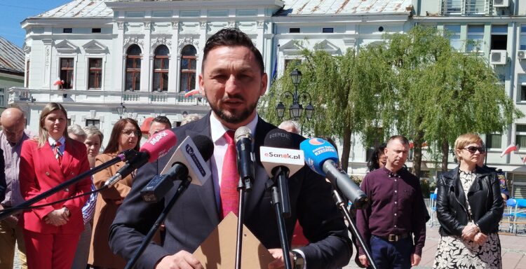 Budżetowy konflikt w Sanoku. Burmistrz oskarża, rada odpowiada