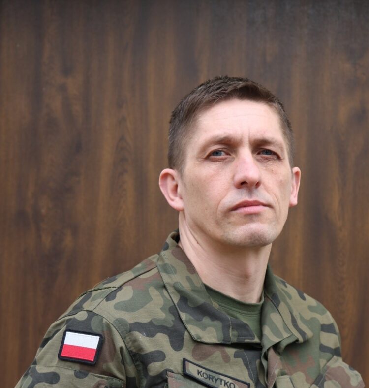 Ppłk Korytko o różnych formach służby wojskowej