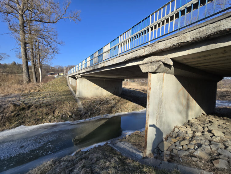 Nowe mosty powstaną w Domaradzu i Jurowcach. Poprawią bezpieczeństwo na drodze wojewódzkiej