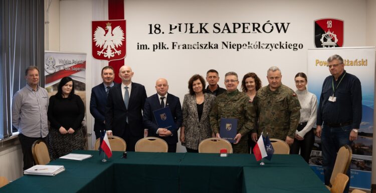 Nowy ośrodek szkoleniowy dla wojska. Powiat przekazał działkę