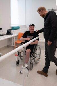 Książę Harry złożył niezapowiedzianą wizytę we Lwowie - Polskie Radio Rzeszów