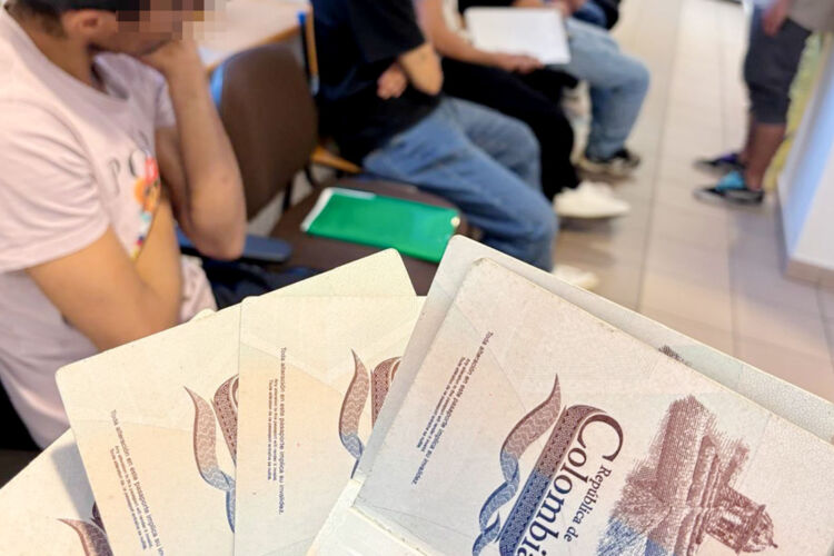 Dziewięciu Kolubmijczyków musi wyjechać z Polski. Pracowali nielegalnie