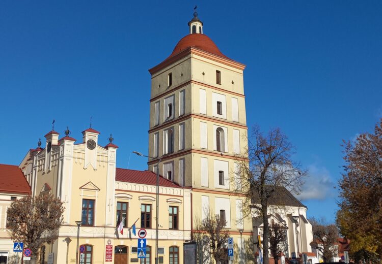 Od 1 maja można zwiedzać zabytkową wieżę w Leżajsku