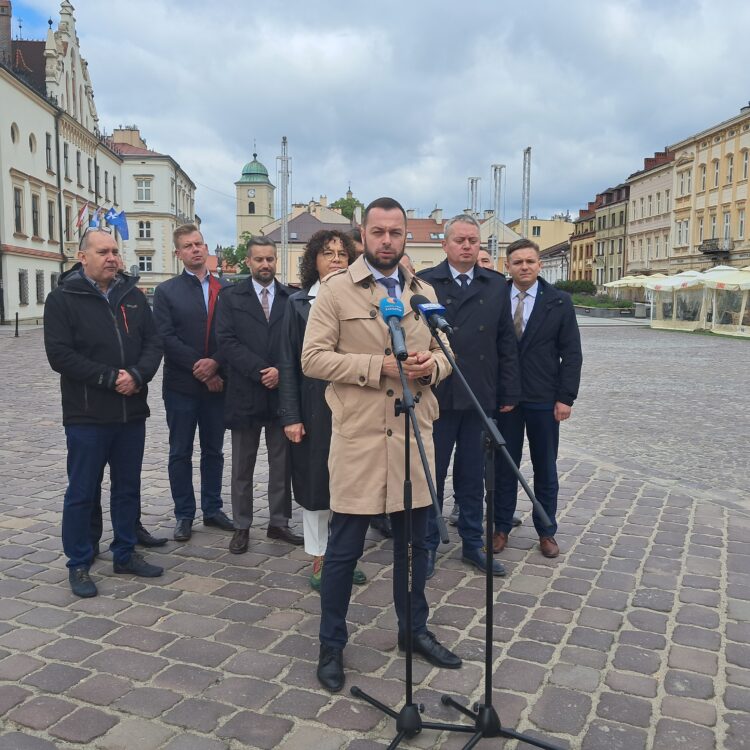 Trzecia Droga apeluje o udział w wyborach: to przywilej, nie przymus