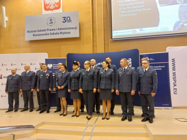 Reforma systemu penitencjarnego i nowe szkolenia funkcjonariuszy – konferencja w WSPIA Rzeszów