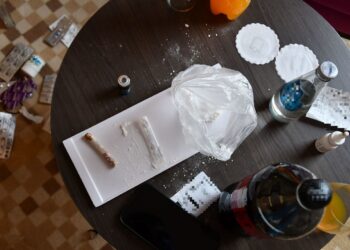 Nagi gość hotelowy w Rzeszowie. Miał przy sobie narkotyki