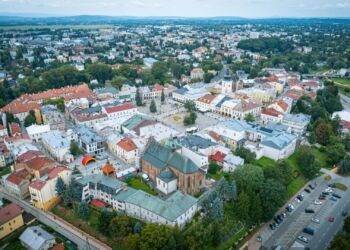 Trzy uczennice zaproponowały nazwę dla ronda w Krośnie