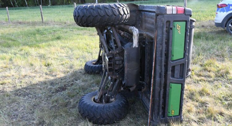 Groźny wypadek w Durdach. Trzy dziewczynki poszkodowane po przewróceniu się pojazdu typu buggy 1 - Polskie Radio Rzeszów Groźny wypadek w Durdach. Trzy dziewczynki poszkodowane po przewróceniu się pojazdu typu buggy