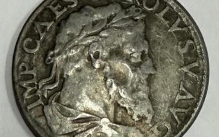 Kolekcja starożytnych monet ujawniona przez lwowskich celników 1 - Polskie Radio Rzeszów Kolekcja starożytnych monet ujawniona przez lwowskich celników