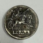 Kolekcja starożytnych monet ujawniona przez lwowskich celników - Polskie Radio Rzeszów