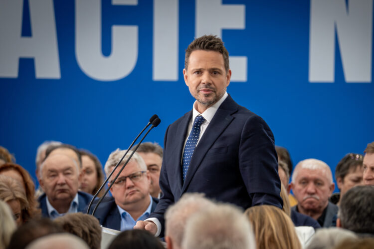 Rafał Trzaskowski (wg sondaży) wygrywa pierwszą turę wyborów [Aktualizacja]