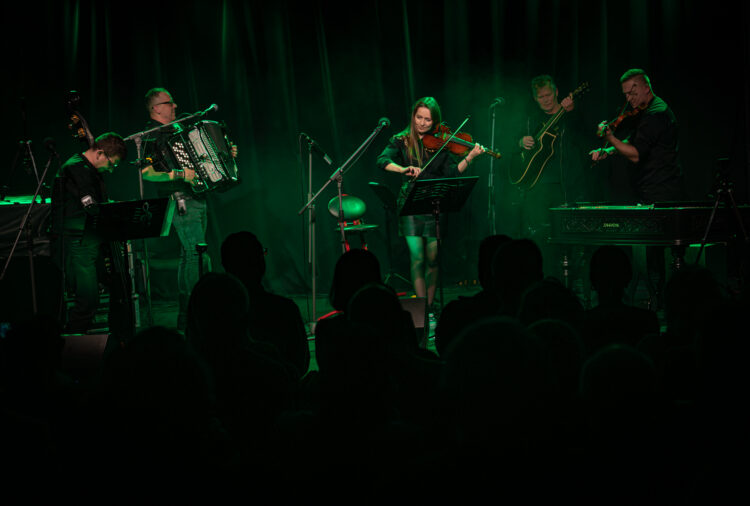 Karczmarze - koncert w Polskim Radiu Rzeszów (fotogaleria) 1 - Polskie Radio Rzeszów Karczmarze – koncert w Polskim Radiu Rzeszów (fotogaleria)