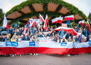 Działacze Koalicji Obywatelskiej wspierają Rafała Trzaskowskiego (zdjęcia)