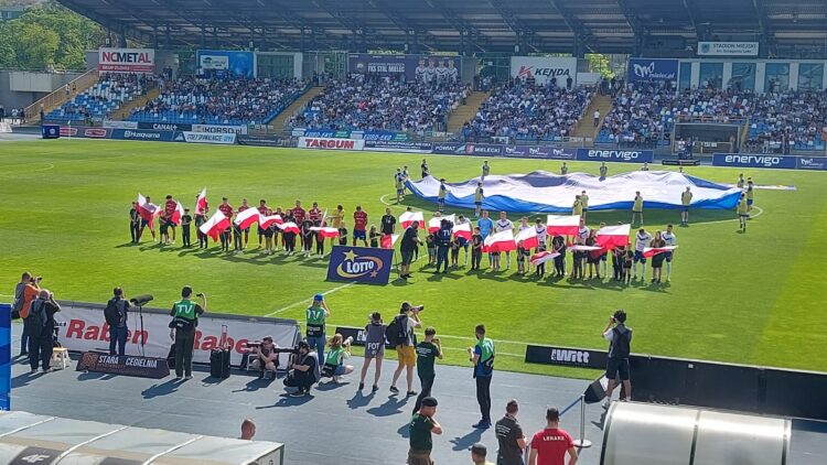 FKS Stal Mielec coraz bliżej spadku 1 - Polskie Radio Rzeszów FKS Stal Mielec coraz bliżej spadku