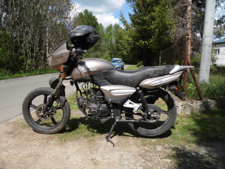 Motocyklista w ciężkim stanie po wypadku w Haczowie