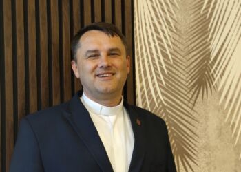 Ks. Miłosz Hołda o niedostępności poznawczej Boga i wyzwaniach filozofii