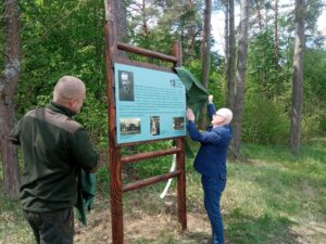 Uroczystości Upamiętniające Mieczysława Żarskiego w Woli Ocieckiej - Polskie Radio Rzeszów