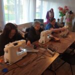 Warsztaty krawieckie we wsi Grochowe. Mieszkańcy uczą się szyć - Polskie Radio Rzeszów