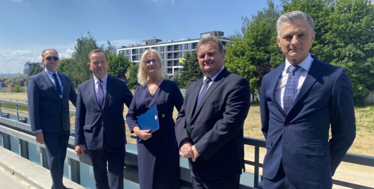 Przy rzeszowskim szpitalu powstaną lądowisko i wielopoziomowy parking 1 - Polskie Radio Rzeszów Przy rzeszowskim szpitalu powstaną lądowisko i wielopoziomowy parking