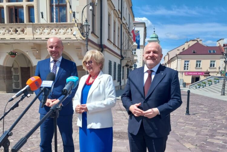 Innowacje i inwestycje na Podkarpaciu – przyszłość regionu i wybory