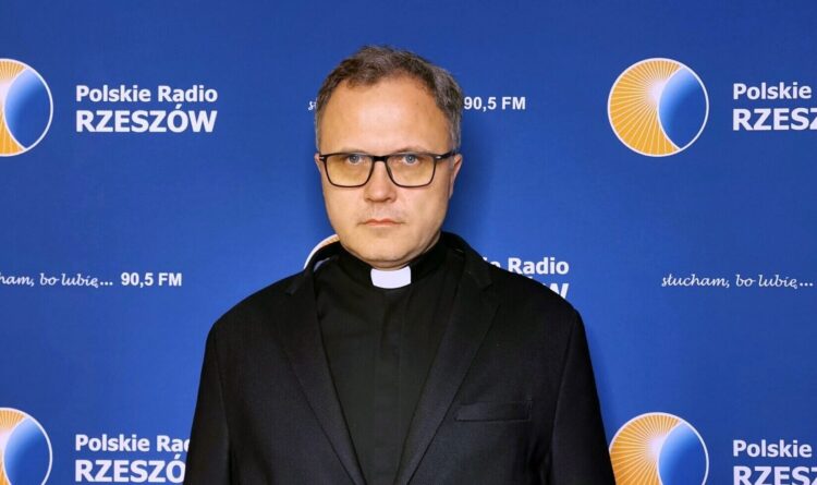 Ks. Adam Kubiś o nowym papieżu. Człowiek modlitwy i działania