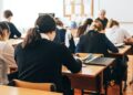 Hałas w szkołach – problem dotyczy uczniów i nauczycieli 5 - Polskie Radio Rzeszów Ponad 15 tysięcy maturzystów z Podkarpacia przystąpiło do egzaminu z języka polskiego