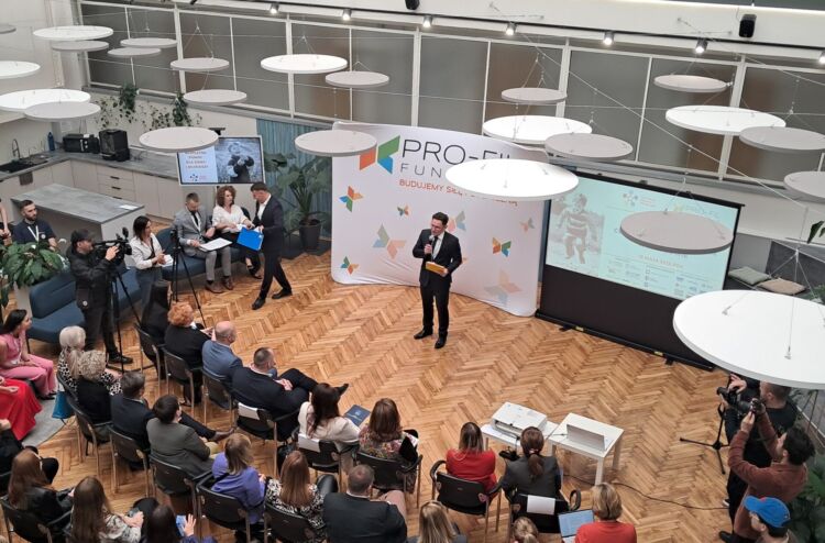 W Rzeszowie powstało Centrum Pomocy Dzieciom 1 - Polskie Radio Rzeszów W Rzeszowie powstało Centrum Pomocy Dzieciom