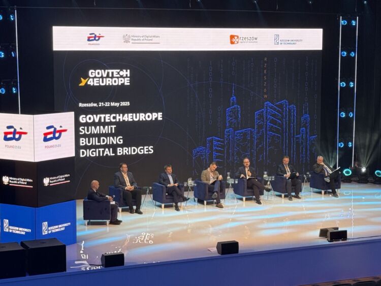 Szczyt GovTech4Europe w Rzeszowie: technologie dla ludzi, nie ponad ludźmi 1 - Polskie Radio Rzeszów Szczyt GovTech4Europe w Rzeszowie: technologie dla ludzi, nie ponad ludźmi