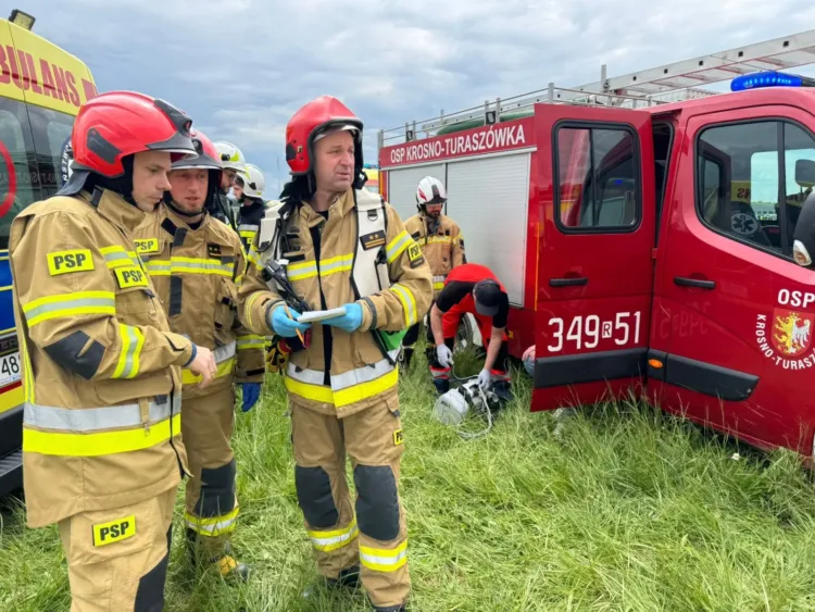 Wjechał w grupę widzów w trakcie zawodów motoryzacyjnych w Krośnie – są zarzuty dla kierowcy