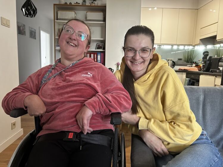 Asystencja osobista – szansą na godne życie dla osób z niepełnosprawnością