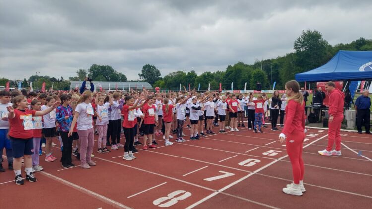 Ponad 400 uczestników Lekkoatletycznych Nadziei Olimpijskich w Stalowej Woli 1 - Polskie Radio Rzeszów Ponad 400 uczestników Lekkoatletycznych Nadziei Olimpijskich w Stalowej Woli