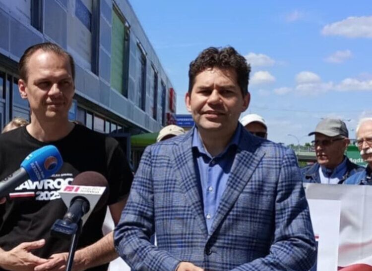 Politycy i samorządowcy zachęcają do głosowania. Finał kampanii obywatelskiego kandydata