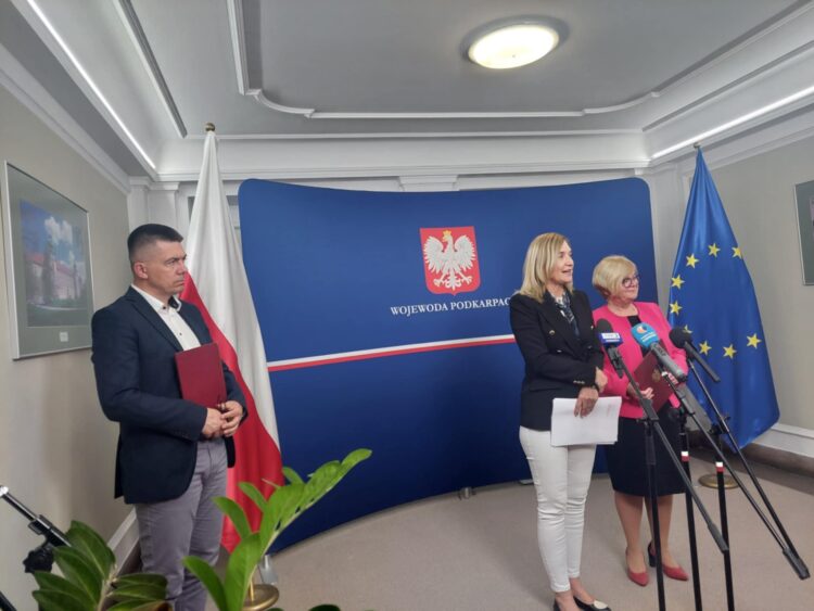 Nowoczesne Pracownie AI i STEM w Podkarpackich Szkołach