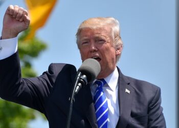 Trump: powstrzymaliśmy konflikt nuklearny między Indiami i Pakistanem