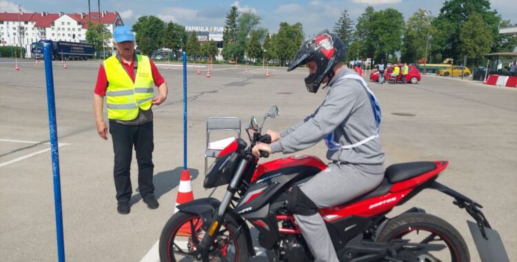 Turniej motoryzacyjny w Tarnobrzegu