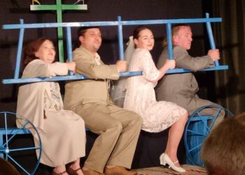 „Poeci odchodzą pozornie”. Reportaż Anny Leśniewskiej