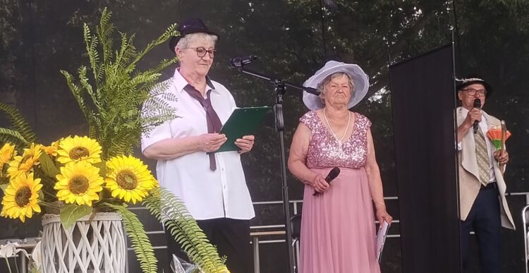 Przegląd twórczości kabaretowej w Przeworsku 1 - Polskie Radio Rzeszów Przegląd twórczości kabaretowej w Przeworsku